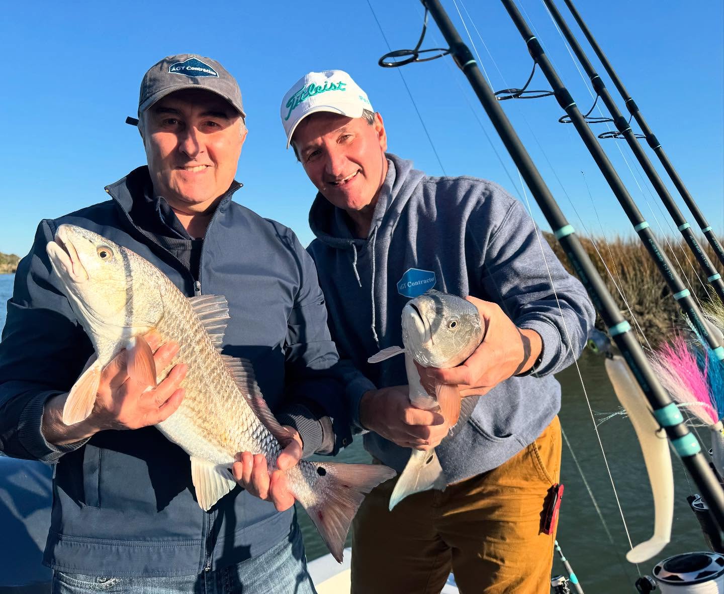 This one was from last week. These two guys were an absolute hoot 😝. Winter redfish are always a good time, especially when you  share it with a close friend. 
@aftco @aftco_carolinas @astralfootwear @cooks_flips @mackenziesfisherman @toadfishoutfitters @toadfishfishing